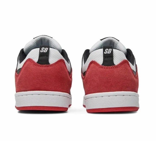 Nike SB Alleyoop 麂皮 包裹性防滑 低帮 板鞋 男款 黑白红